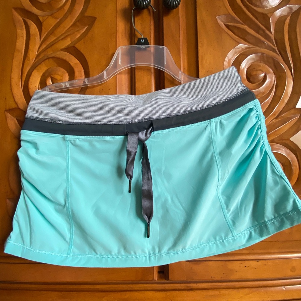 Lululemon teal Skirt